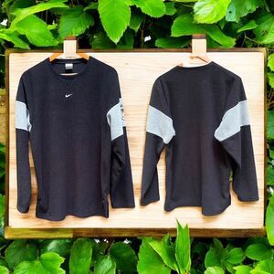 VTG 90s Y2K Nike Sweatshirt M Black Gray Terry Crewneck Center Swoosh Silver Tag